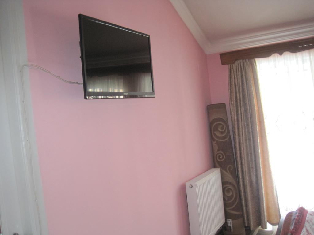 Metaxa Guesthouse Batumi Exterior photo