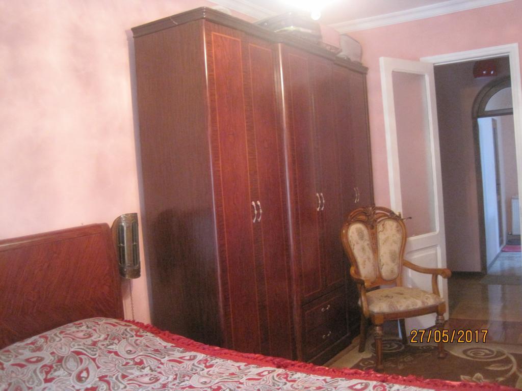 Metaxa Guesthouse Batumi Exterior photo